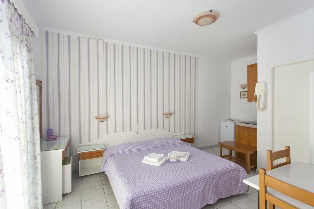 Ionio Gastronomy Suites Ammoudia Ruang foto